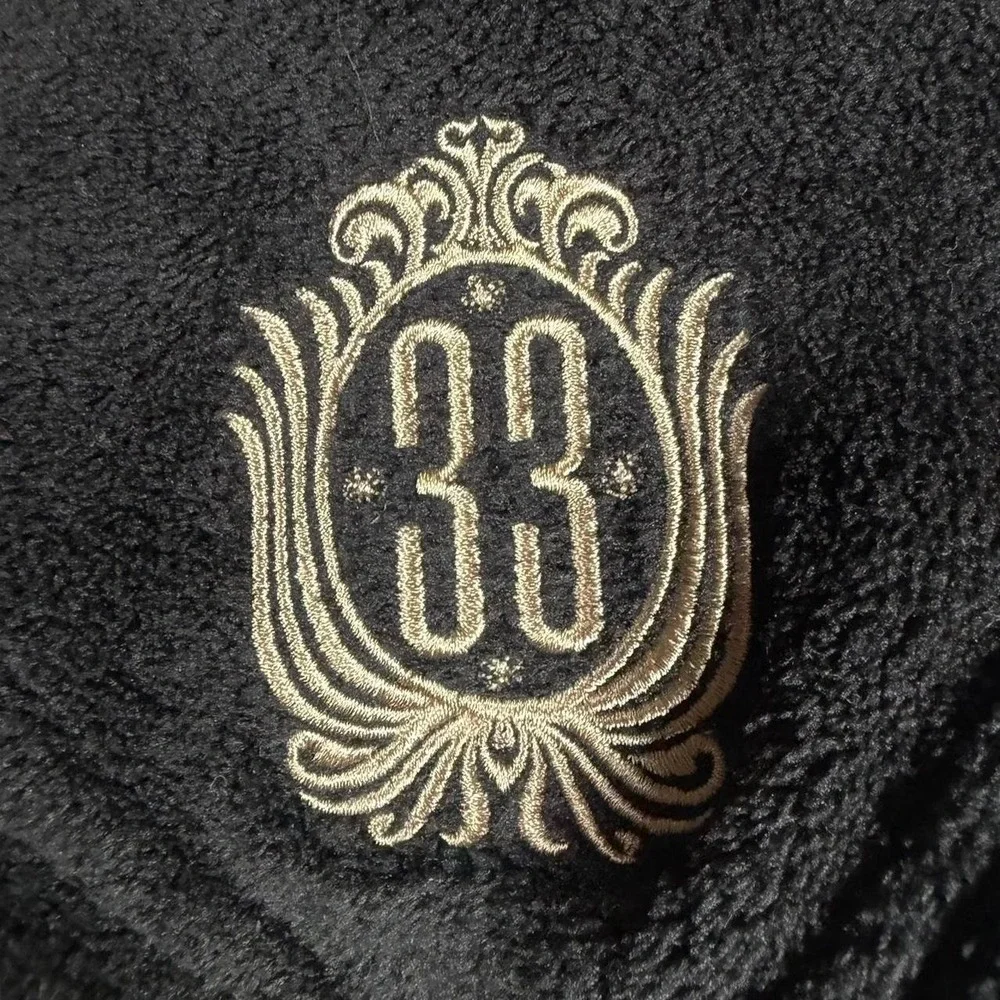 Disney Club 33 Candlelight 2012 Disneyland Resort Plush Throw Blanket NWT Black